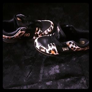 Women's DC skater sneaker